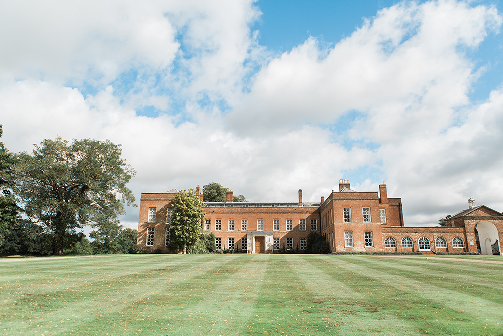 Braxted Park is a beautiful wedding venue in Essex that is perfect for all seasons