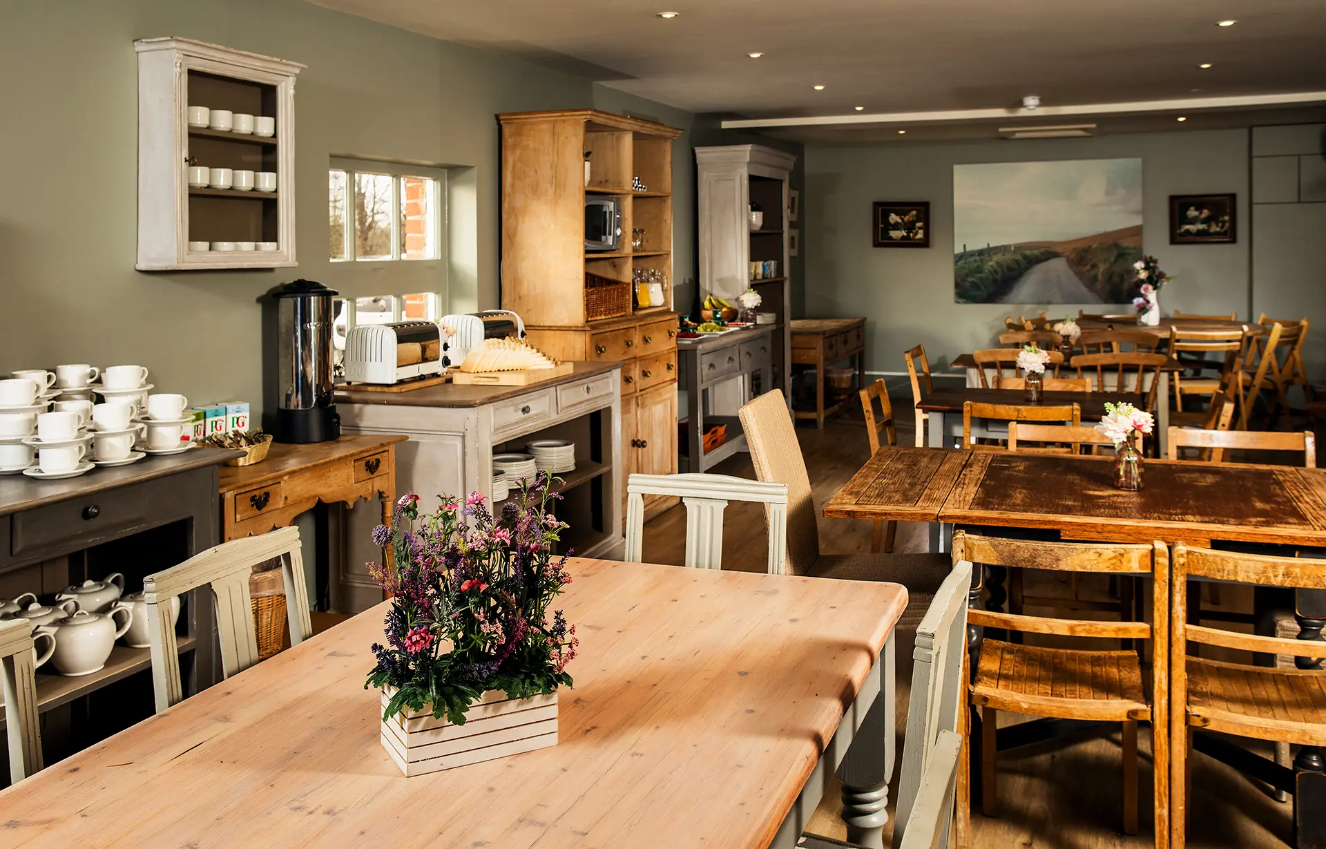 braxted park accommodation dining area